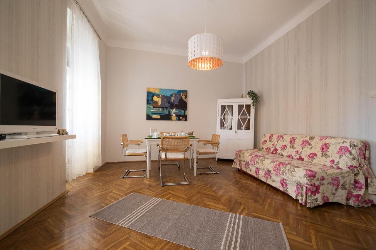 Apartmani Marion Crikvenica Εξωτερικό φωτογραφία